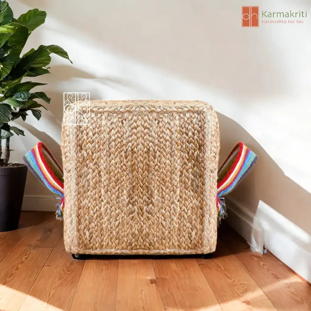 Jute pouffe with handles