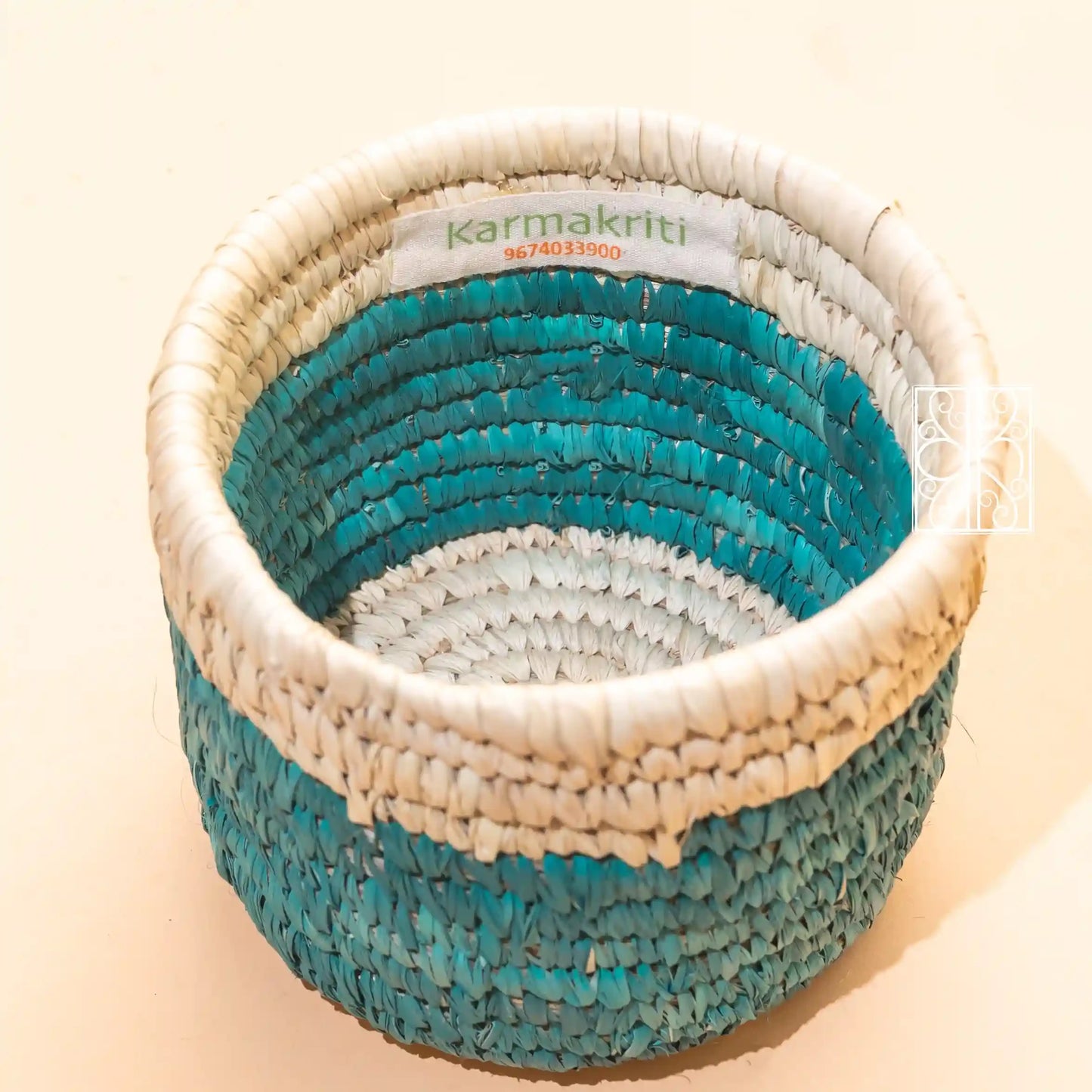 Handwoven Wicker Makeup Organizer - Seagrass penstand