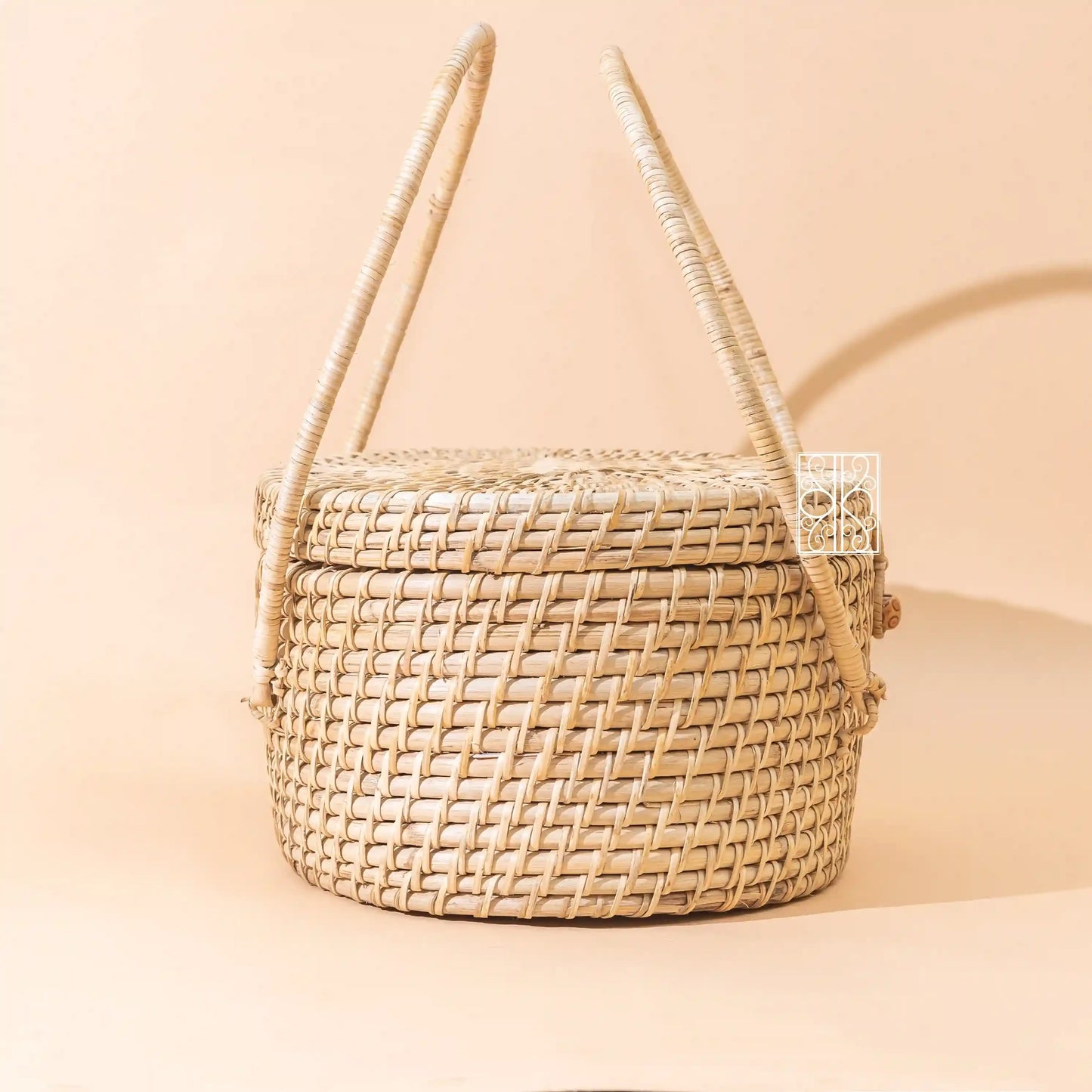 Bamboo Picnic basket with Lid - Rattan Basket with Handles