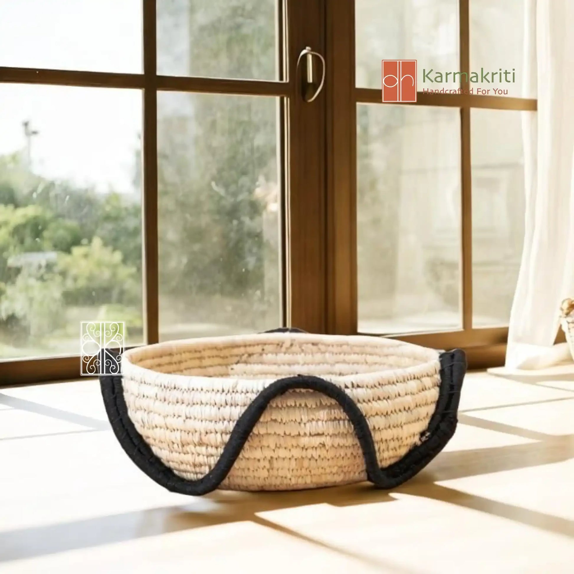 Round wicker Coffee Table Organizer