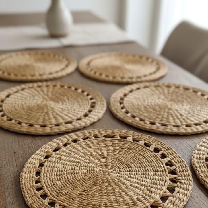 Seagrass Tablemats |with mesh design