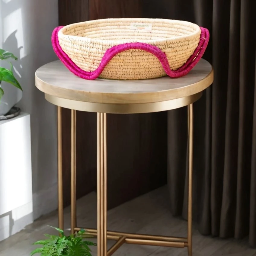 dried palm leaf Table Organizer