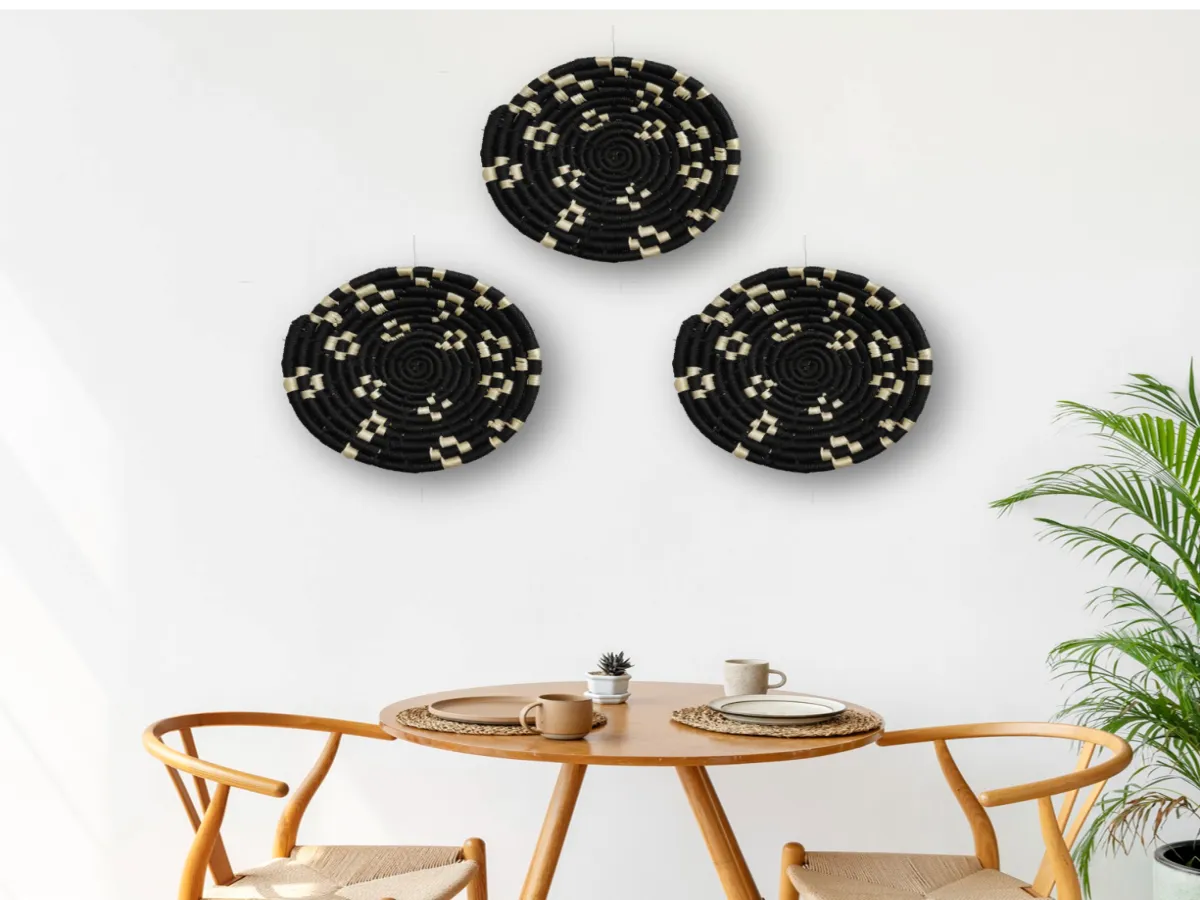 British Black with dots Wall Plate