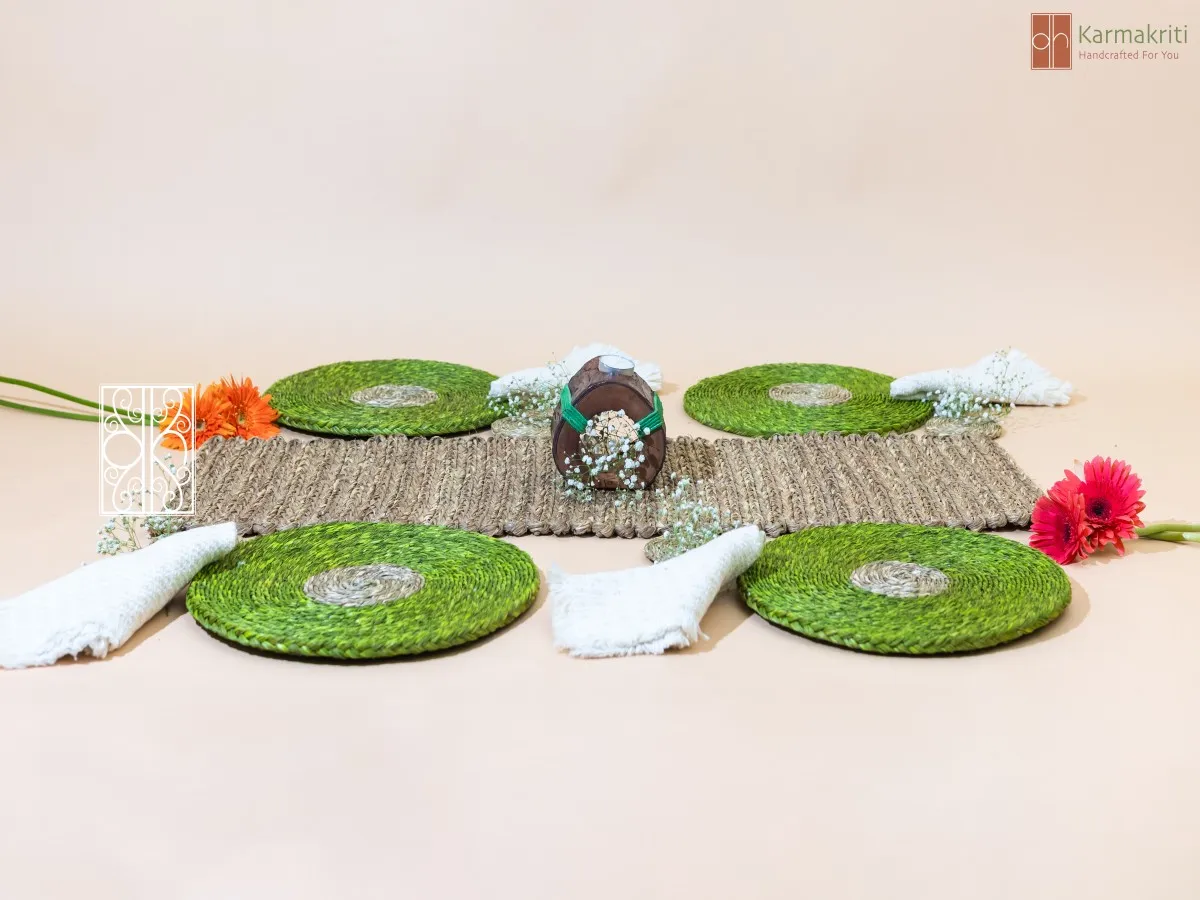 The Complete Grass Dinning Table Placemat