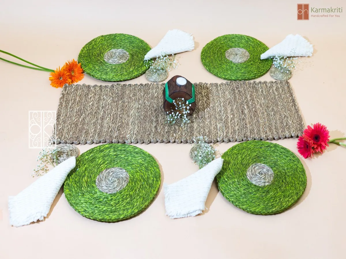 The Complete Grass Dinning Table Placemat